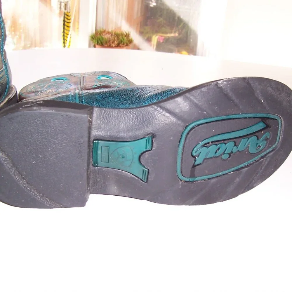 Ariat Women's Fatbaby Boot Size 8.5 B - Picture 2 of 3